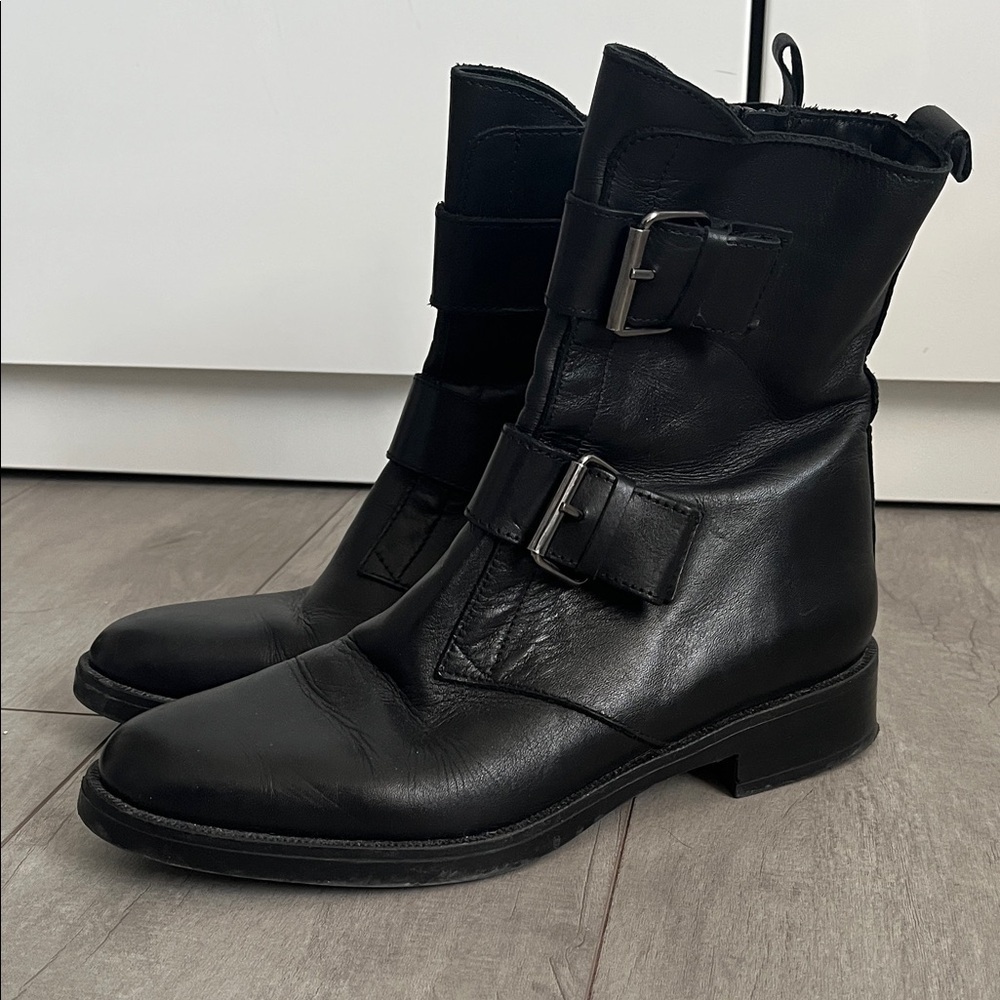 EMANUELE CRASTO Italian Made Black Leather Buckle Boots, Size 39/8-8.5